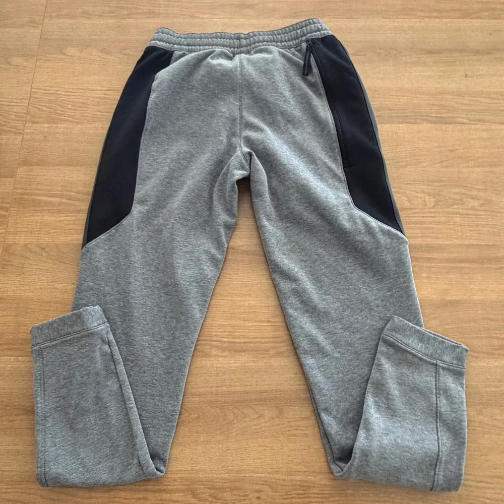 Nike Therma-FIT Washington State WSU Cougars Joggers Mens Small Gray Sweatpants